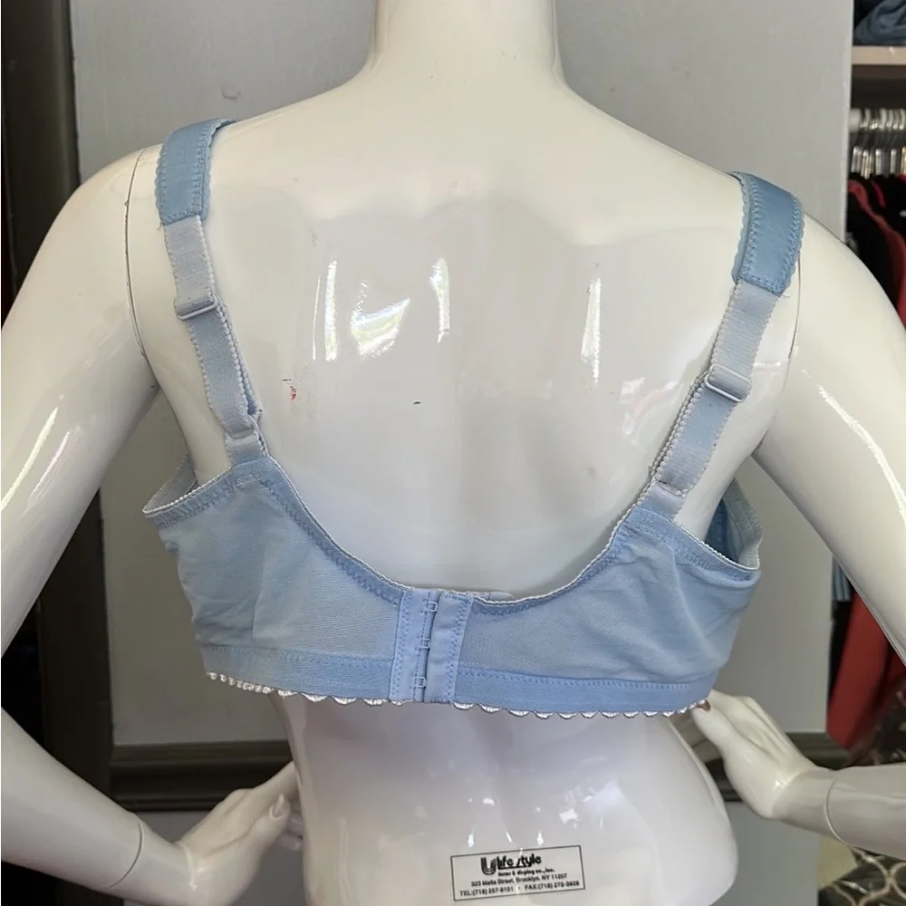 Glamorise MagicLift Light Blue Lace Bra Size 46B - Picture 3 of 8